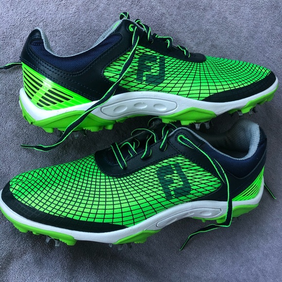 youth golf shoes size 6